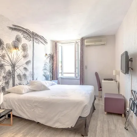 Szálloda Les Palmiers 3*