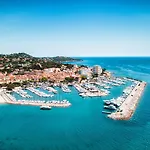 Szálloda Les Palmiers 3*