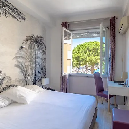 Szálloda Les Palmiers 3*