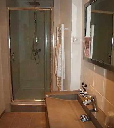 Szálloda Les Palmiers 3*
