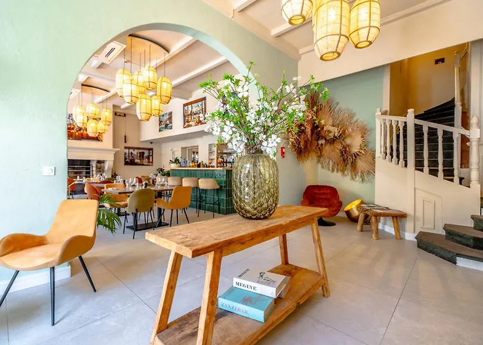 帕米尔酒店 酒店 圣马克西姆