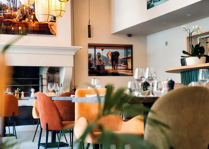 Les Palmiers سانت ماكسيم