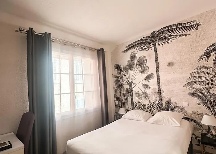 Les Palmiers Hotell 3*