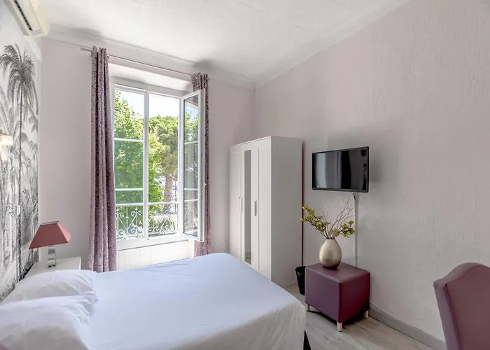 Les Palmiers Hotel 3*