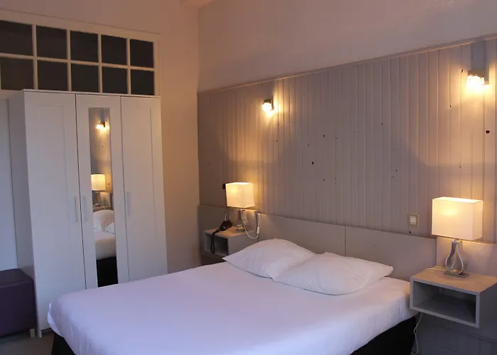 Les Palmiers Hotell 3*